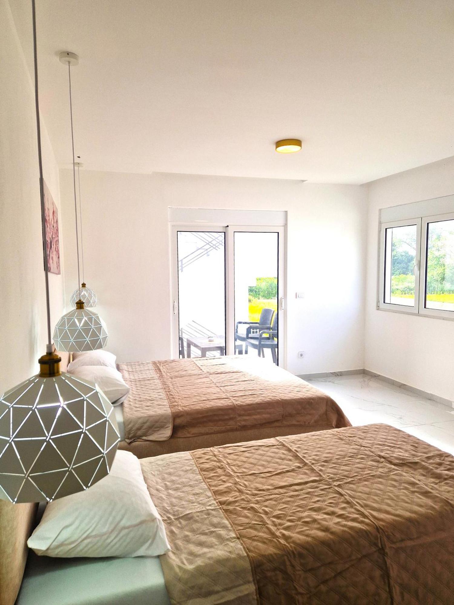 Ivana Apartments Ulcinj Bagian luar foto