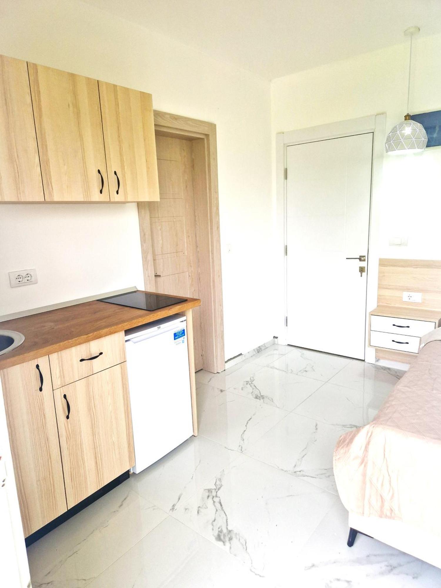 Ivana Apartments Ulcinj Bagian luar foto