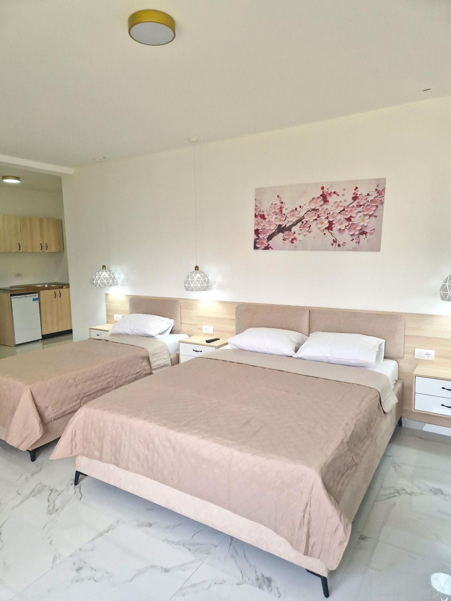 Ivana Apartments Ulcinj Bagian luar foto