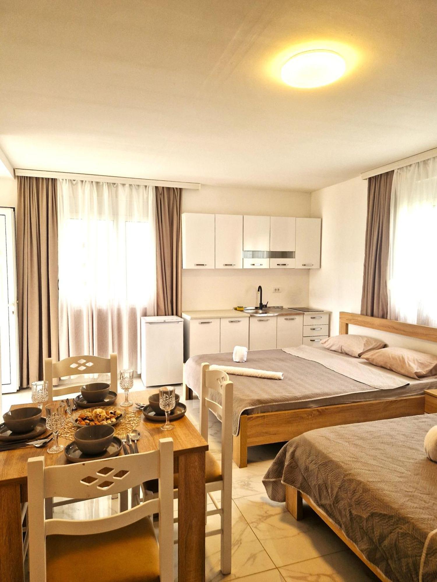 Ivana Apartments Ulcinj Bagian luar foto